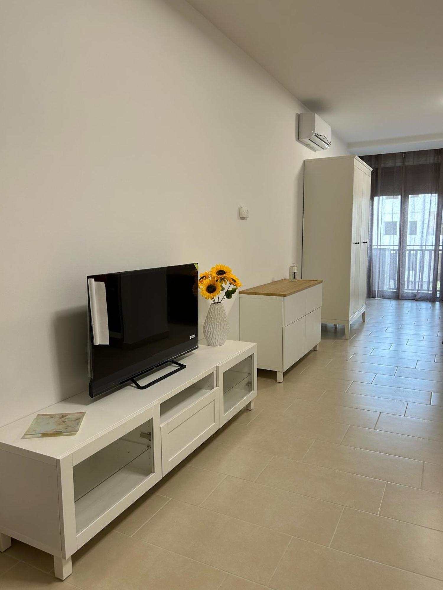 Little Rose Apartment คาตาเนีย ภายนอก รูปภาพ